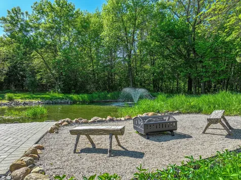 1966 Liberty Road NE Alexandria MN 56308