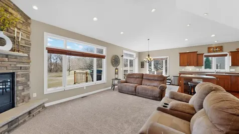 1442 30th Street NW Austin MN 55912