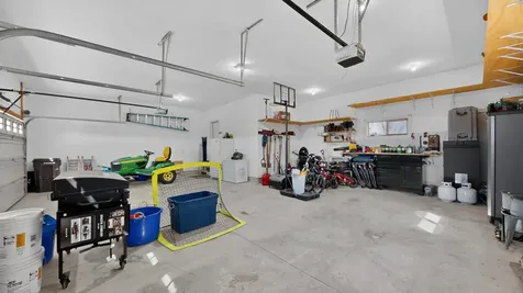 1442 30th Street NW Austin MN 55912