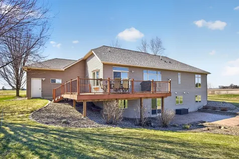 1442 30th Street NW Austin MN 55912