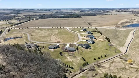 1442 30th Street NW Austin MN 55912