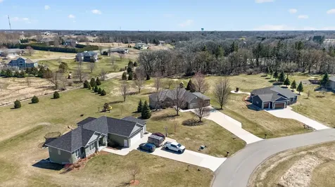 1442 30th Street NW Austin MN 55912