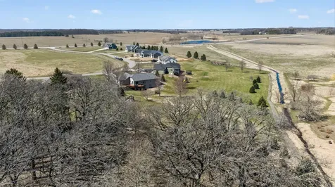 1442 30th Street NW Austin MN 55912