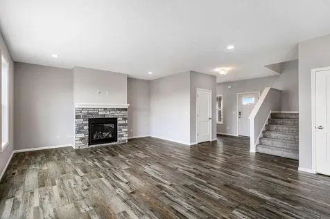 15735 157 Avenue Savage MN 55379