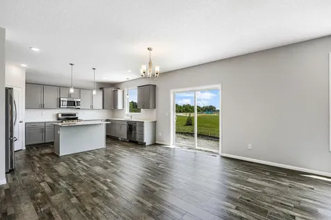 15735 157 Avenue Savage MN 55379