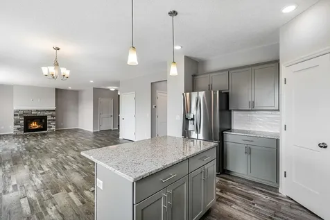 15735 157 Avenue Savage MN 55379