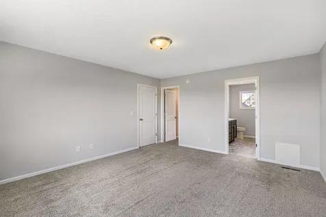 15735 157 Avenue Savage MN 55379