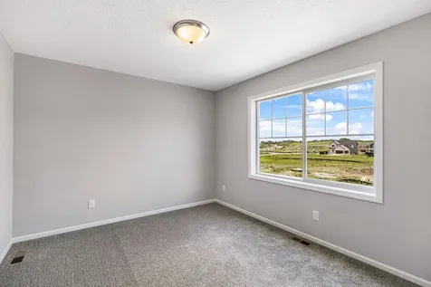 15735 157 Avenue Savage MN 55379