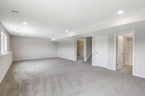 15735 157 Avenue Savage MN 55379