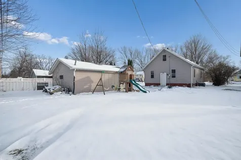 704 Broadway Street Cleveland MN 56017
