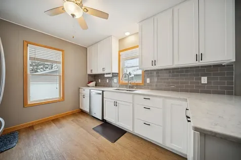 704 Broadway Street Cleveland MN 56017