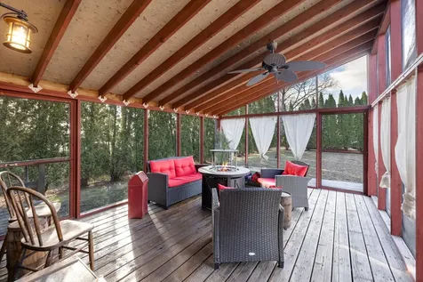 46652 Riverview Drive La Crescent MN 55947