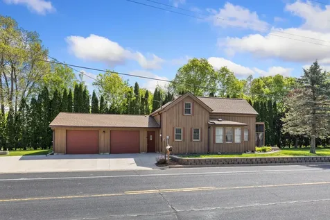46652 Riverview Drive La Crescent MN 55947