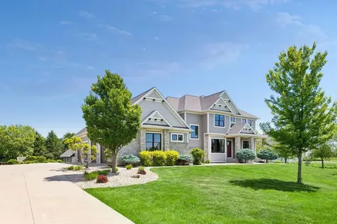 3767 Mayo Woodlands Road SW Rochester MN 55902