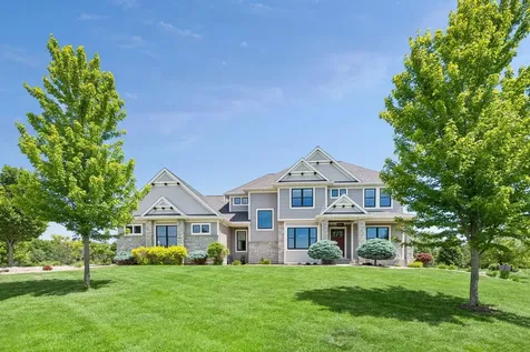3767 Mayo Woodlands Road SW Rochester MN 55902