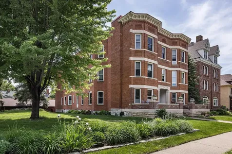 528 Ashland Avenue Saint Paul MN 55102