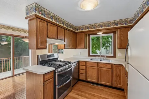 229 21st Avenue S South Saint Paul MN 55075
