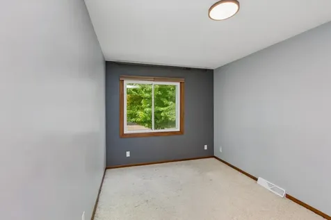 229 21st Avenue S South Saint Paul MN 55075