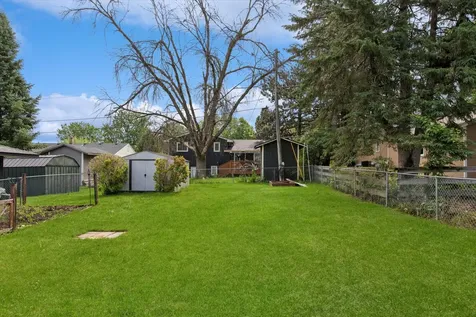 229 21st Avenue S South Saint Paul MN 55075