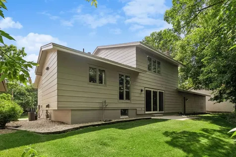 3170 12th Street NW New Brighton MN 55112