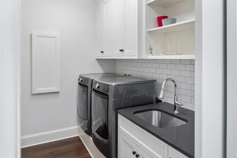 5000 France Avenue S Edina MN 55410