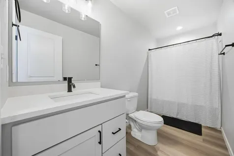 6862 Thomas Street Horace ND 58047