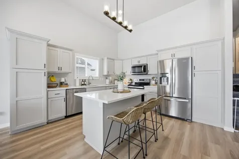 6862 Thomas Street Horace ND 58047