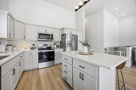 6862 Thomas Street Horace ND 58047