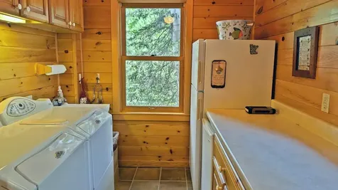 2357 Retreat Lodge Road Cook MN 55723