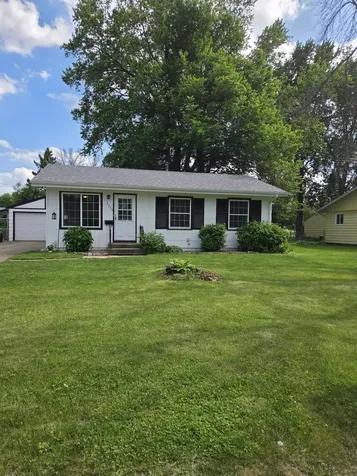 1213 Home Place Faribault MN 55021