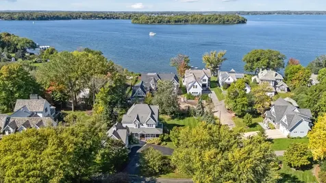 20575 Summerville Road Deephaven MN 55331