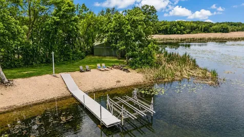 10604 Montgomery Avenue NW Annandale MN 55302