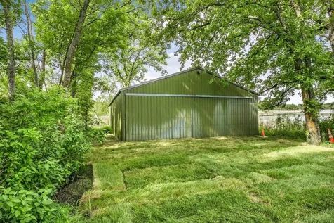 10604 Montgomery Avenue NW Annandale MN 55302