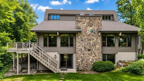 10604 Montgomery Avenue NW Annandale MN 55302