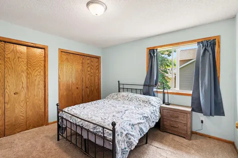 16382 Goodview Trail Lakeville MN 55044