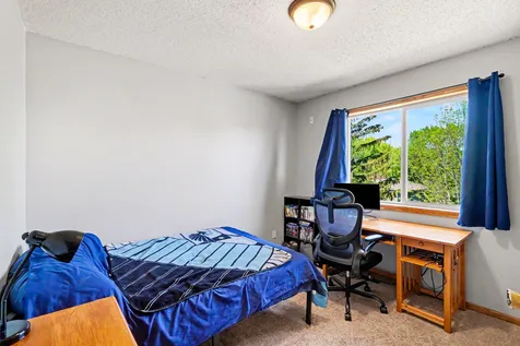 16382 Goodview Trail Lakeville MN 55044