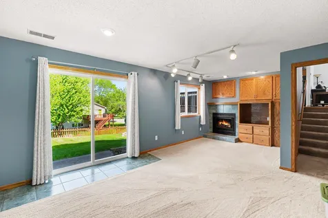 16382 Goodview Trail Lakeville MN 55044