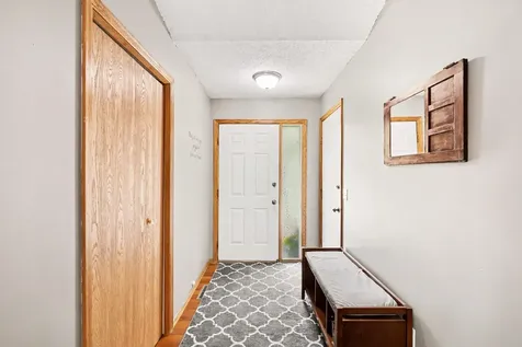 16382 Goodview Trail Lakeville MN 55044