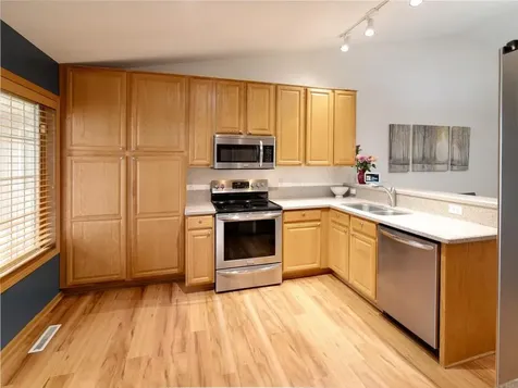 13877 Ventura Place Savage MN 55378