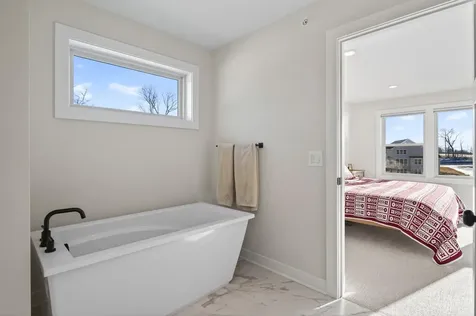 2388 Laurie Court Roseville MN 55113