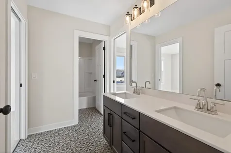 2388 Laurie Court Roseville MN 55113