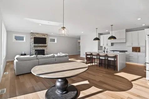 2388 Laurie Court Roseville MN 55113