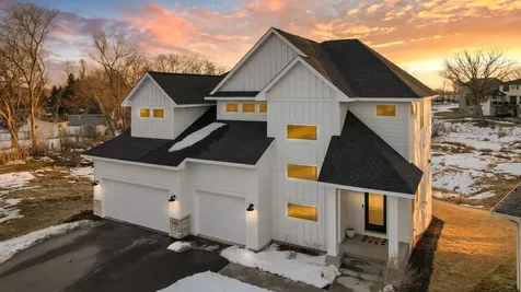 2388 Laurie Court Roseville MN 55113
