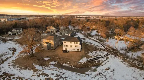 2388 Laurie Court Roseville MN 55113