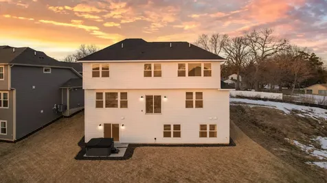 2388 Laurie Court Roseville MN 55113