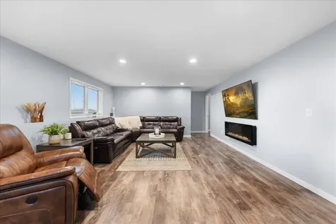 38616 Pine Avenue Center City MN 55012