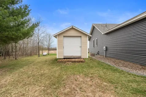 38616 Pine Avenue Center City MN 55012