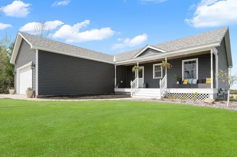 38616 Pine Avenue Center City MN 55012