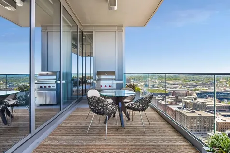255 Hennepin Avenue Minneapolis MN 55408
