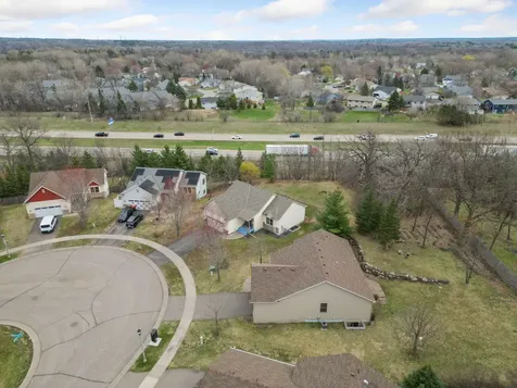 4843 Hamlet Avenue N Oakdale MN 55128